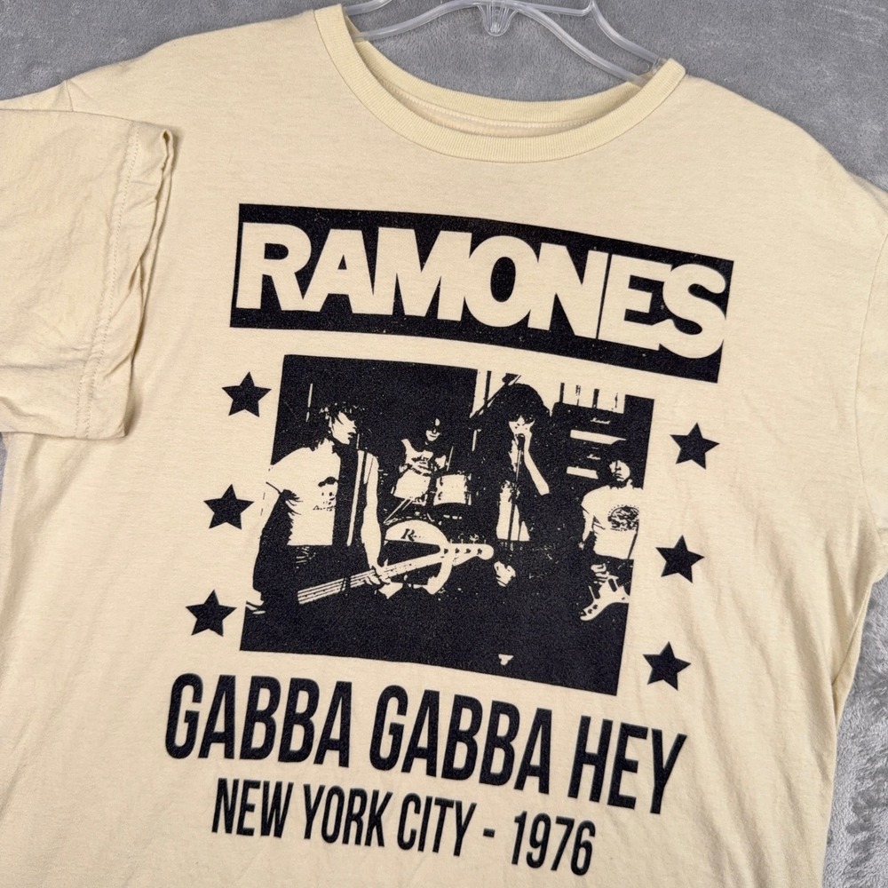 Ramones Gabba Gabba Hey New York City 1976 Graphic Band T-Shirt XL